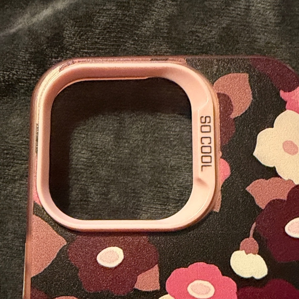 Kate Spade Floral Phone Case - IPhone 14 Pro - Picture 5 of 6